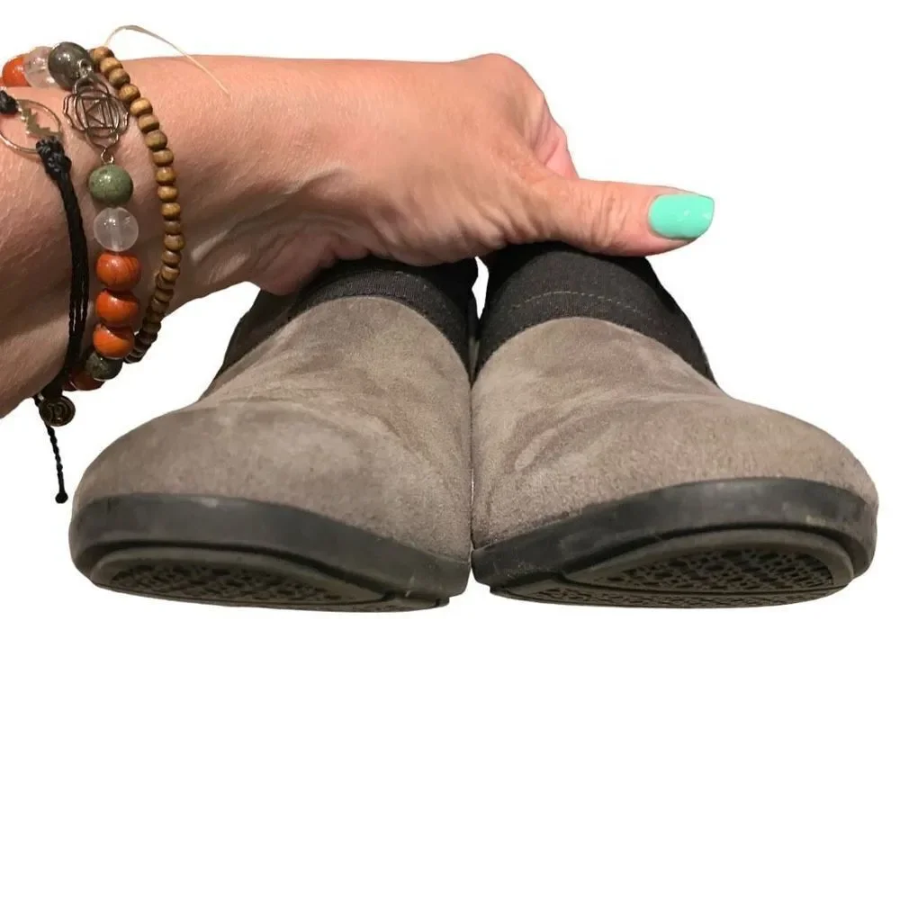 Geox Respira Suede Wedge Heel Grey, Excellent Pre-Loved Condition‎ Sz 39 (8.5)